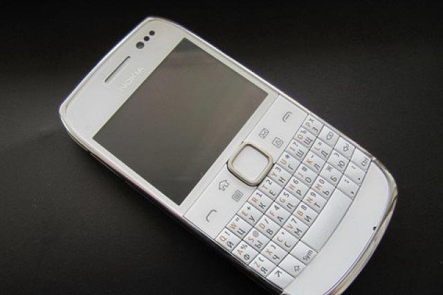 Nokia E6: je to také dotyková obrazovka