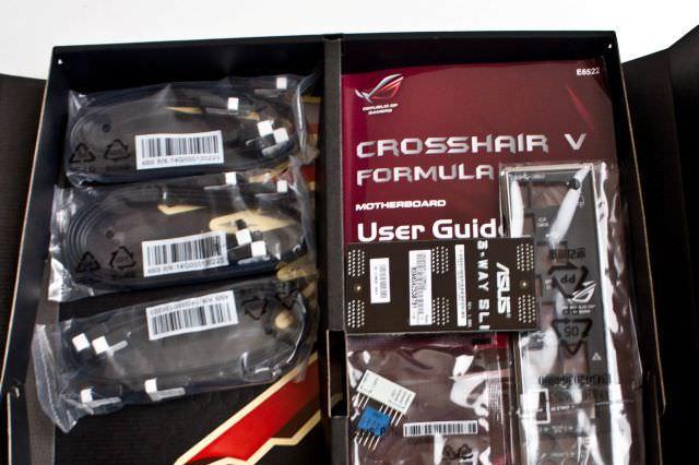 ASUS Crosshair V Formula-Z anakart incelemesi Asus crosshair v formül z açıklaması