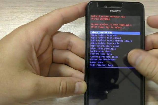Neúspěšný firmware na zařízení Android: jak obnovit tablet nebo telefon?